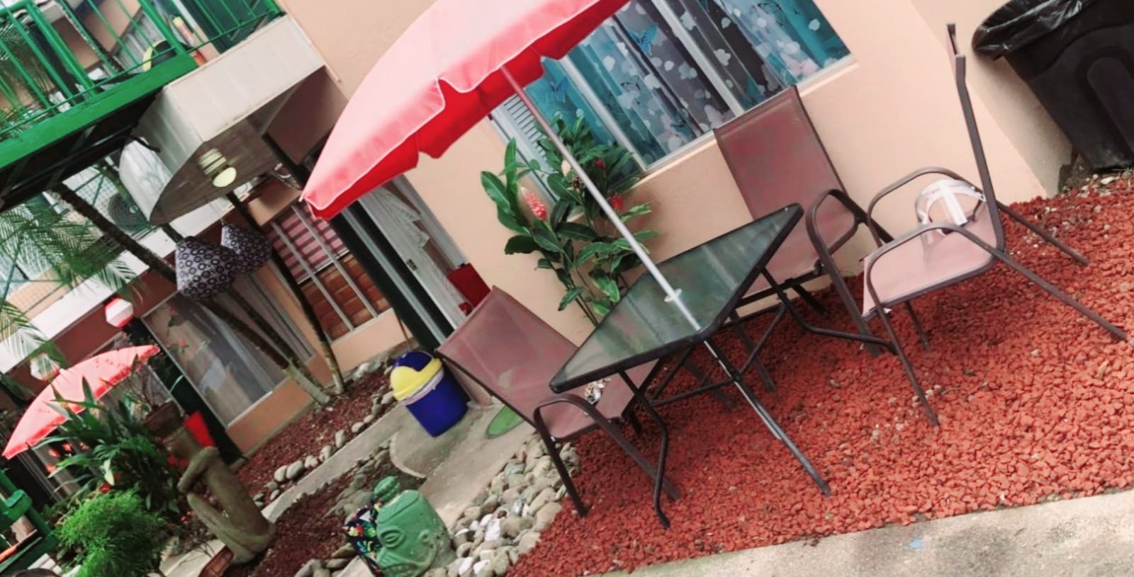 Courtyard of My Cozy Condos