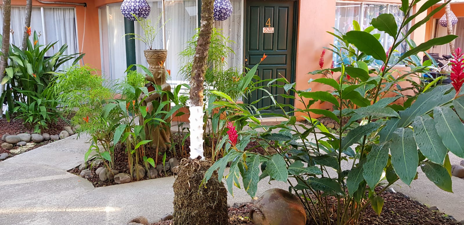 Courtyard of My Cozy Condos