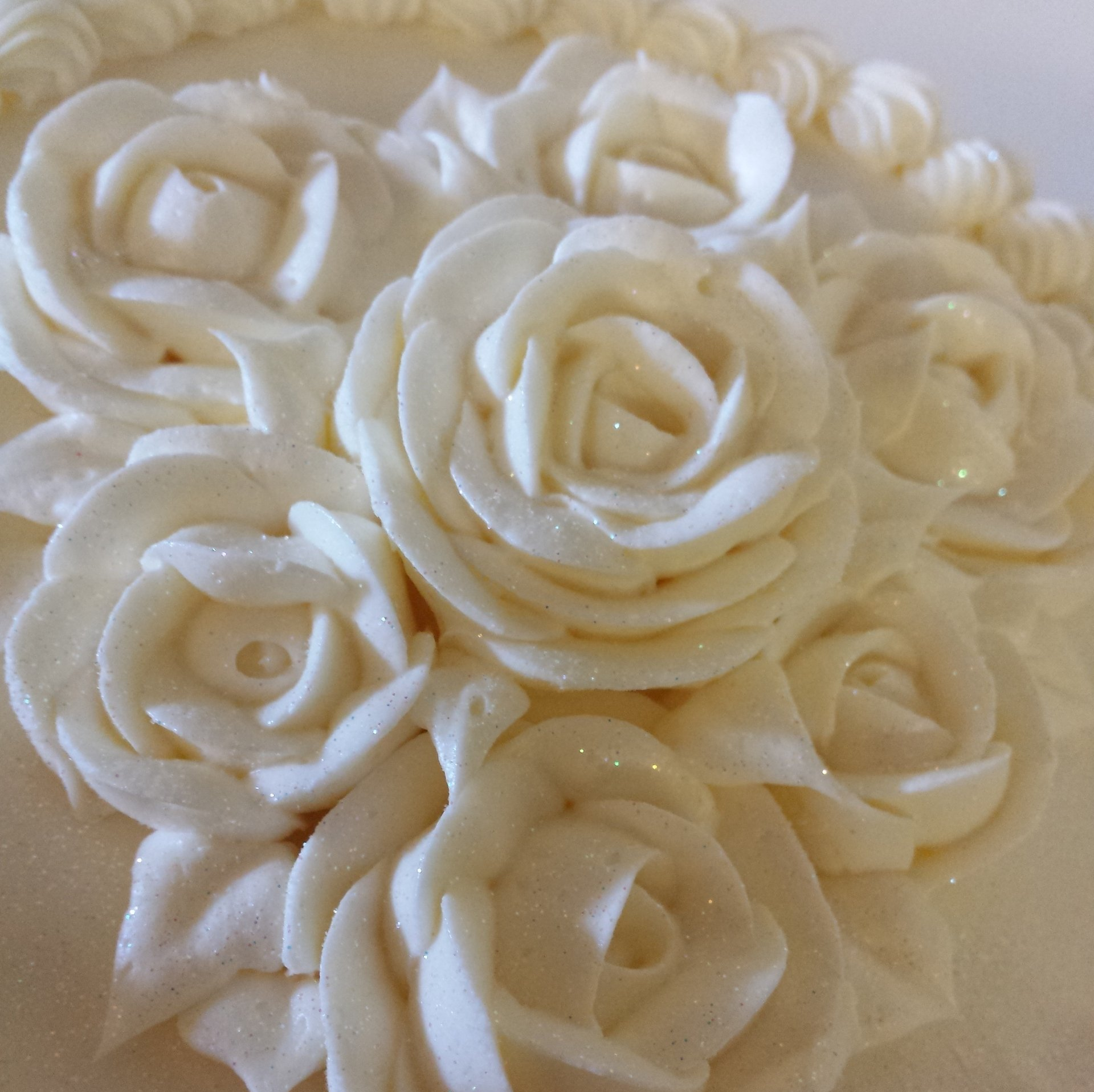 White frosting roses