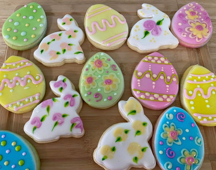 tray of cookies decorated in Easter theme
