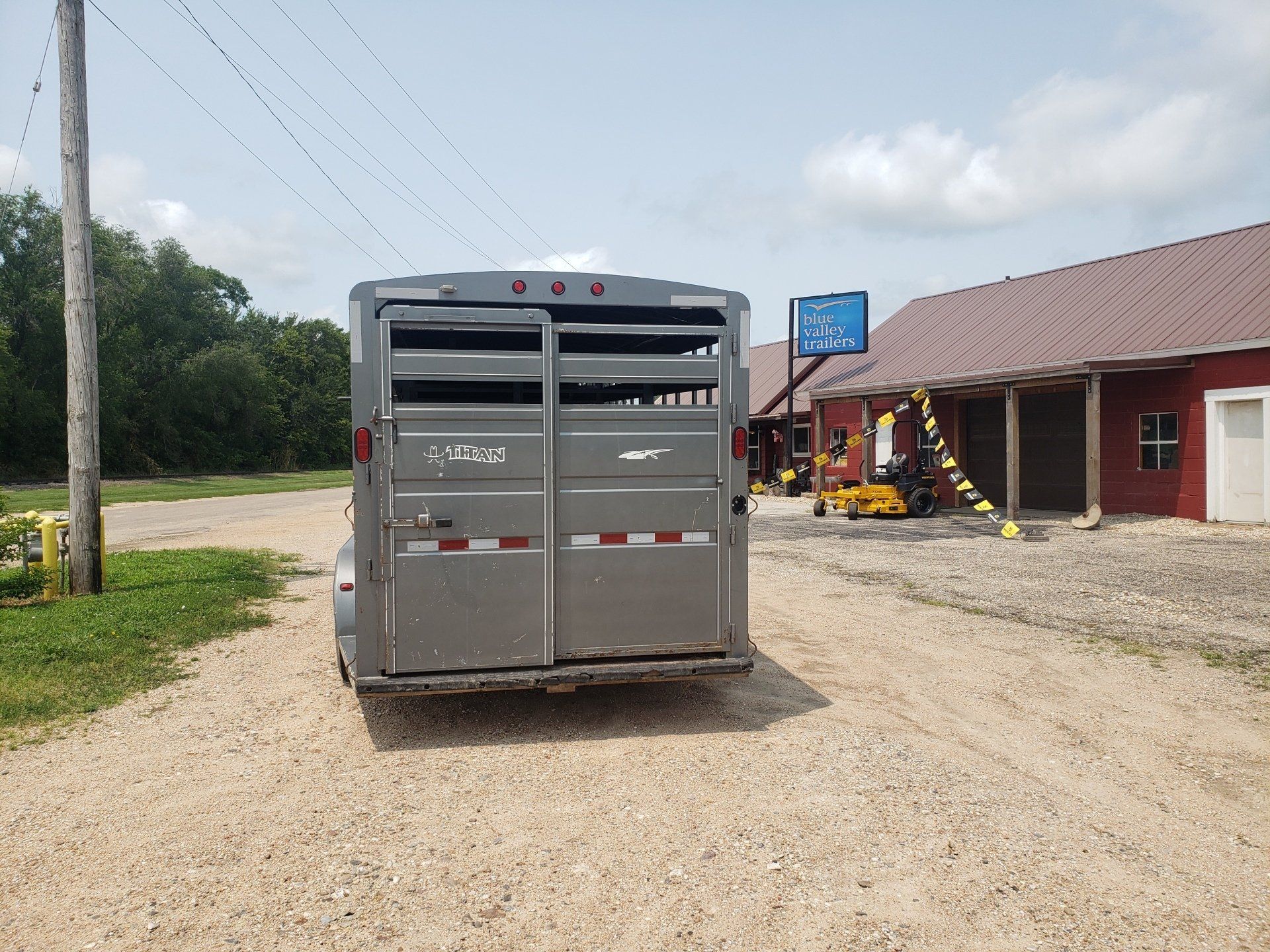 Used Trailers Kansas Livestock, Flatbed, Horse, Enclosed, Utility