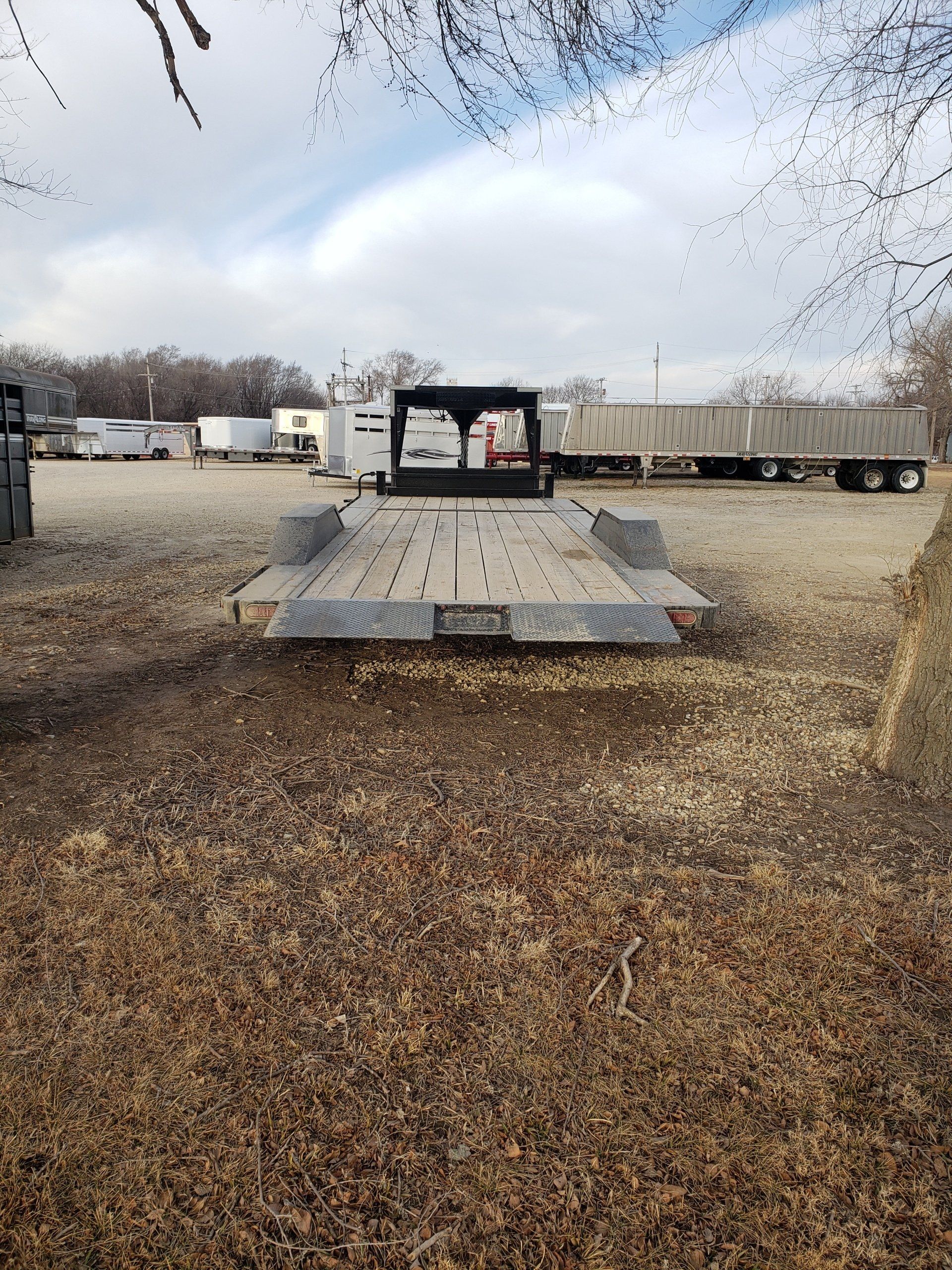 Used Trailers Kansas Livestock, Flatbed, Horse, Enclosed, Utility