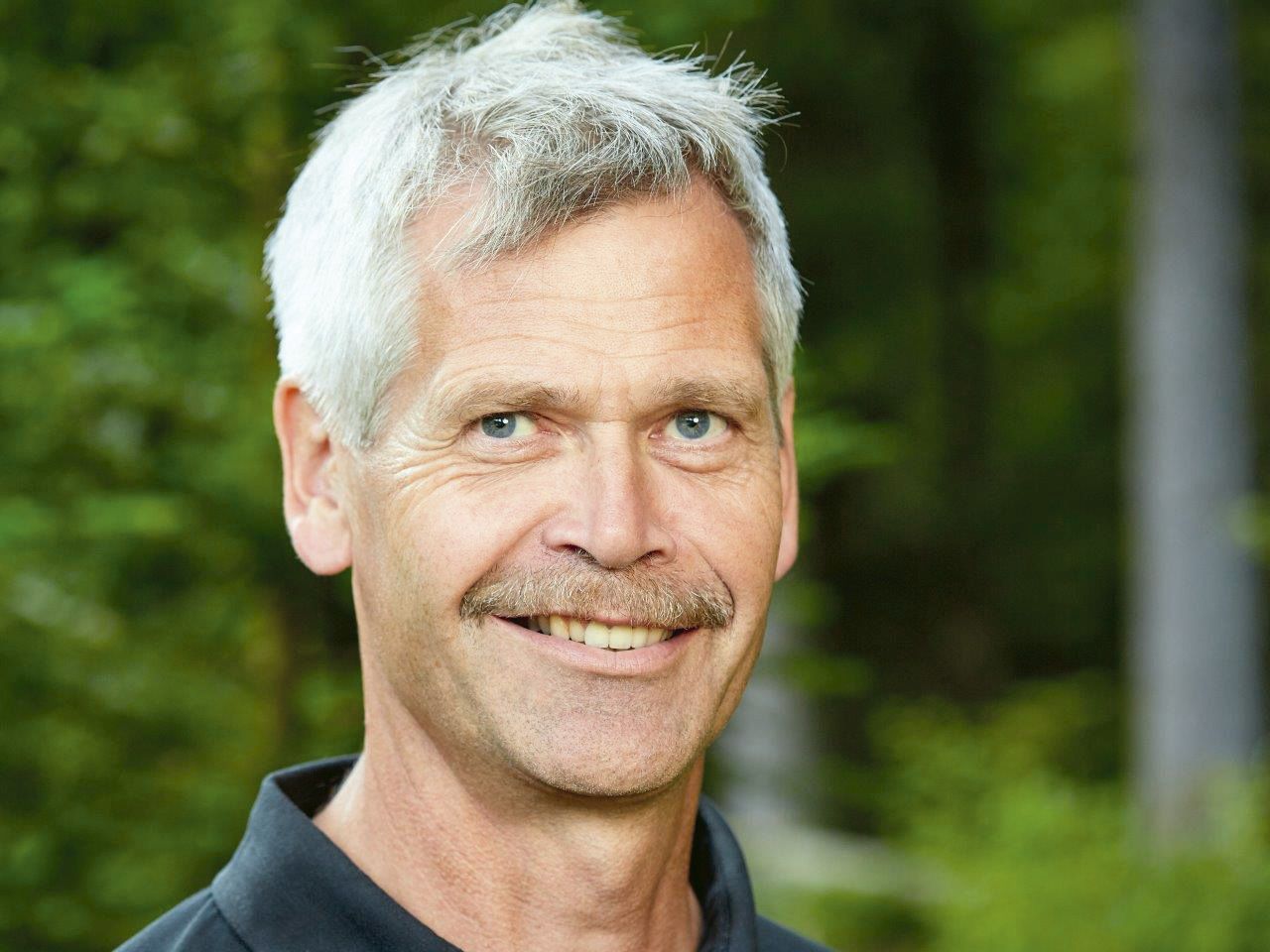 Dipl.-Ing. (FH) Wolfgang Sack, Landschaftsarchitektur Gebietsbetreuer für ausgewählte Schutzgebiete im Landkreis Forchheim Dipl.-Ing. (FH) Wolfgang Sack, Landschaftsarchitektur
Gebietsbetreuer für ausgewählte Schutzgebiete im Landkreis Forchheim