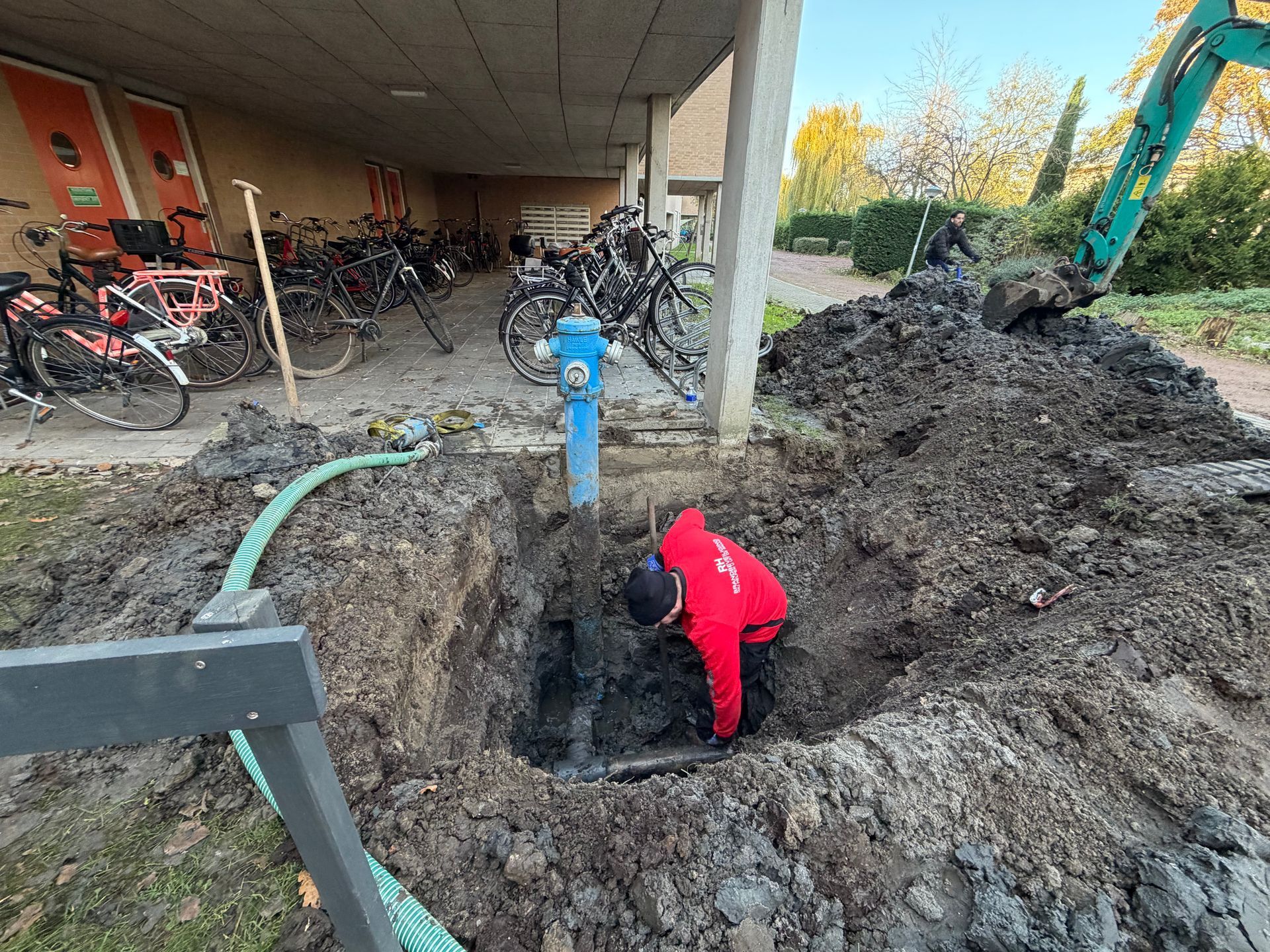 Bovengronds hydrant naar ondergronds Rotterdam 8