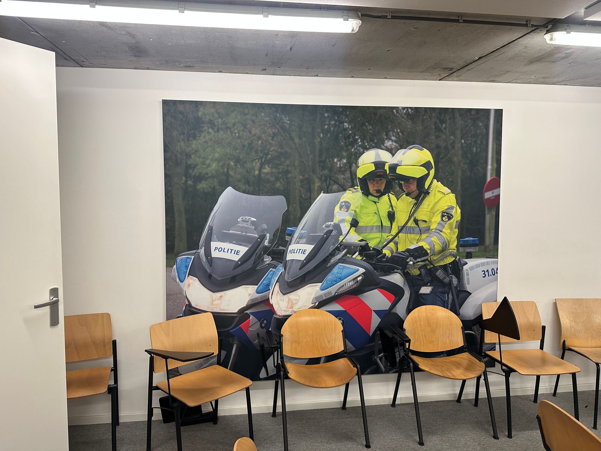 Brandweer Capelle aan den IJssel brandkraan monteren afb 3