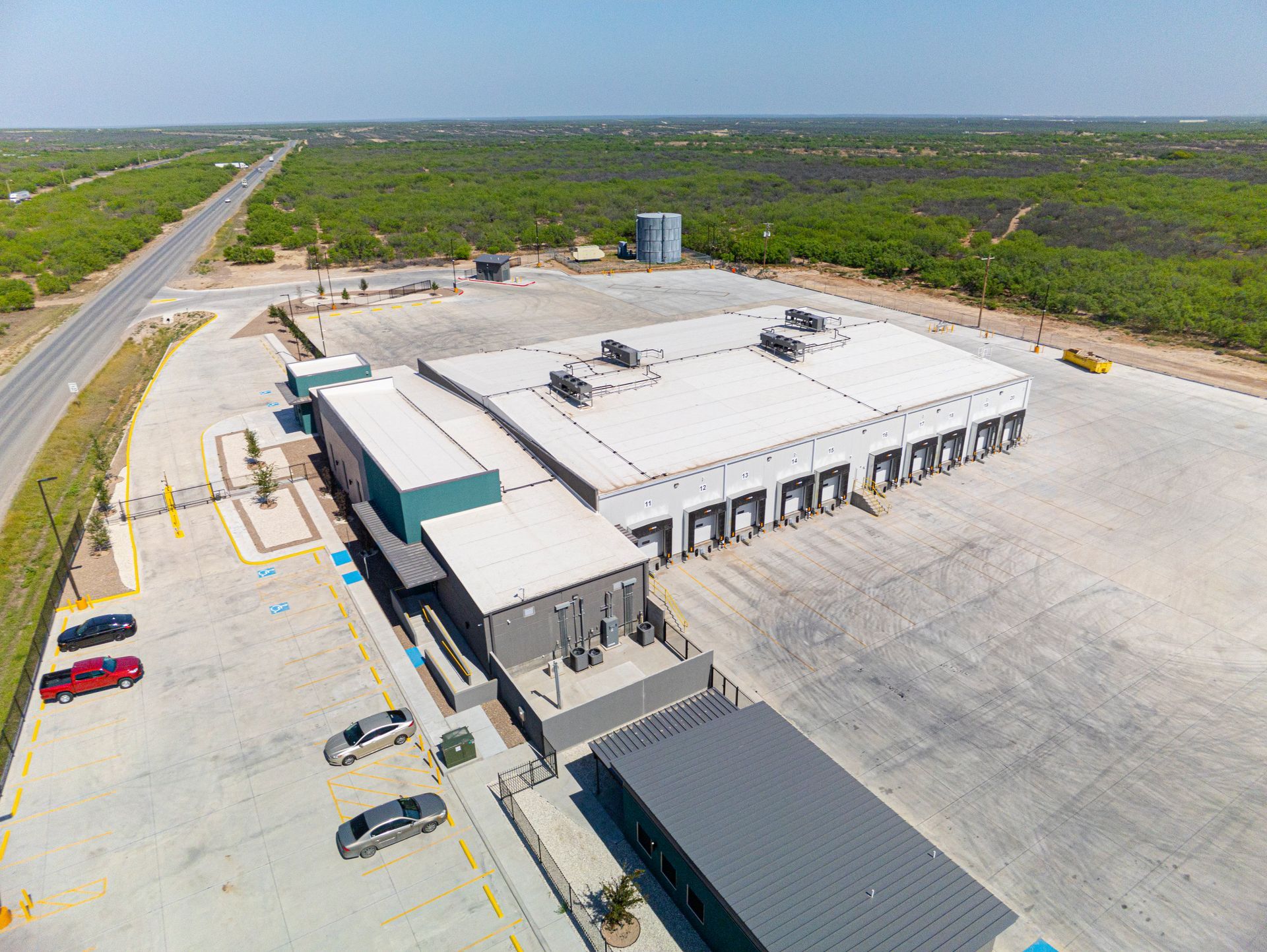 An aerial shot of the side of the Garros Services warehouse.
