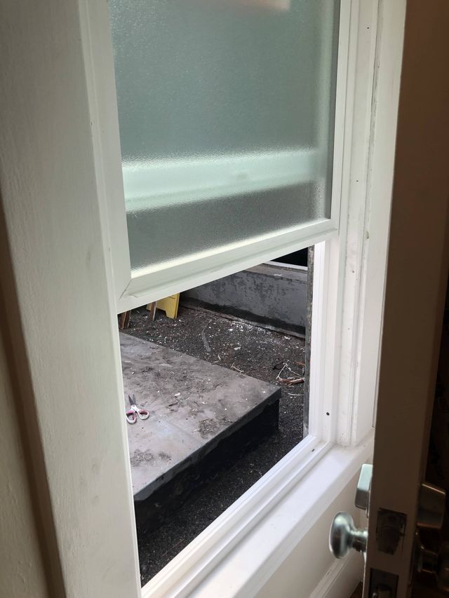 Picture of An Opaque Glass | San Francisco, CA | Theisen Glass