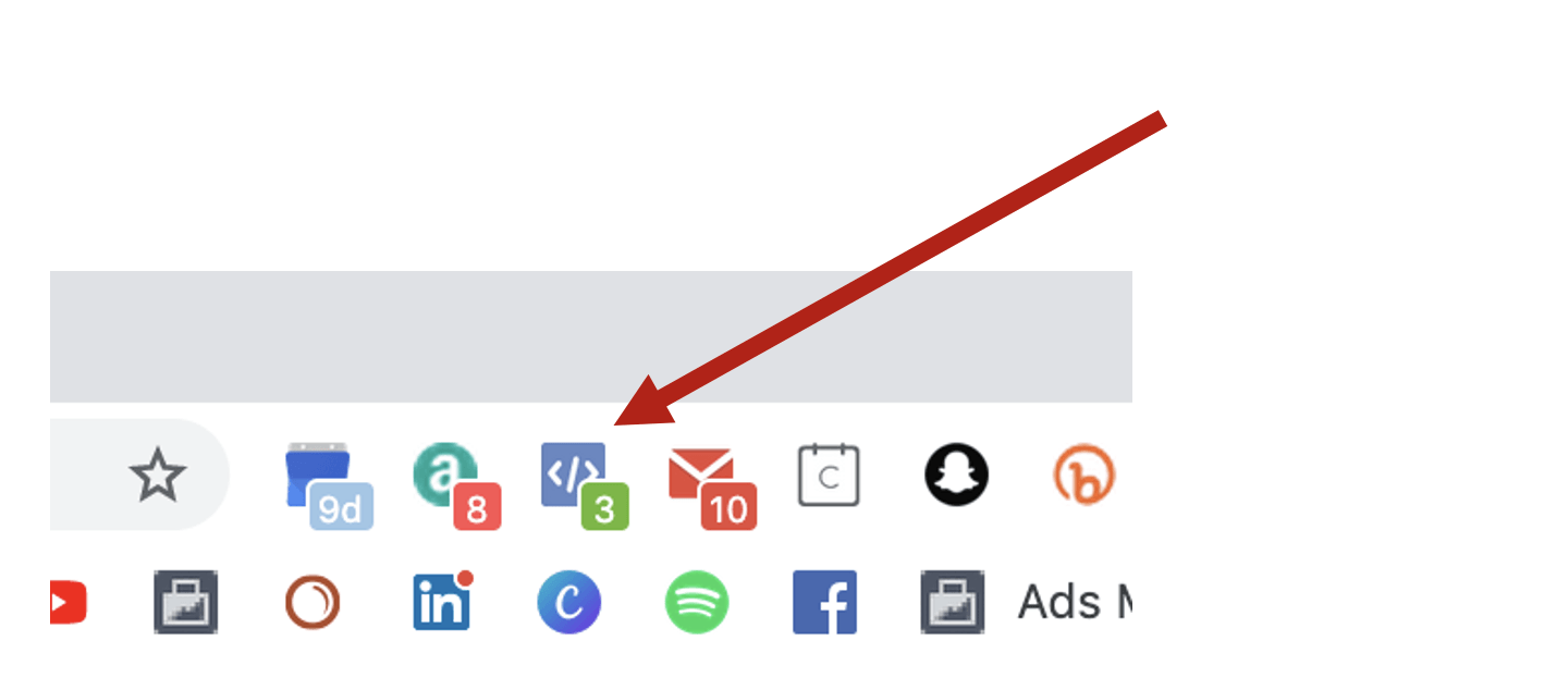 A red arrow points to a row of social media icons