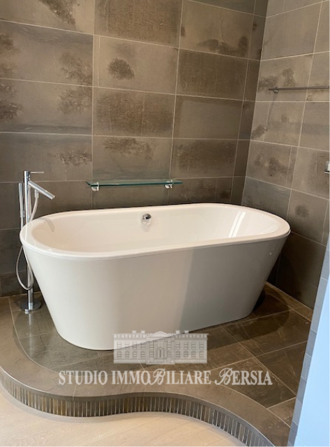 saluzzo,alloggio,vendesi