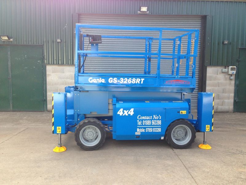 Tower access mobile equipment