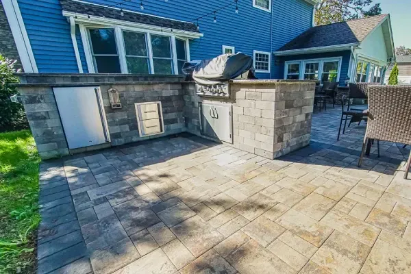 Backyard outdoor kitchen setup for entertaining and outdoor dining