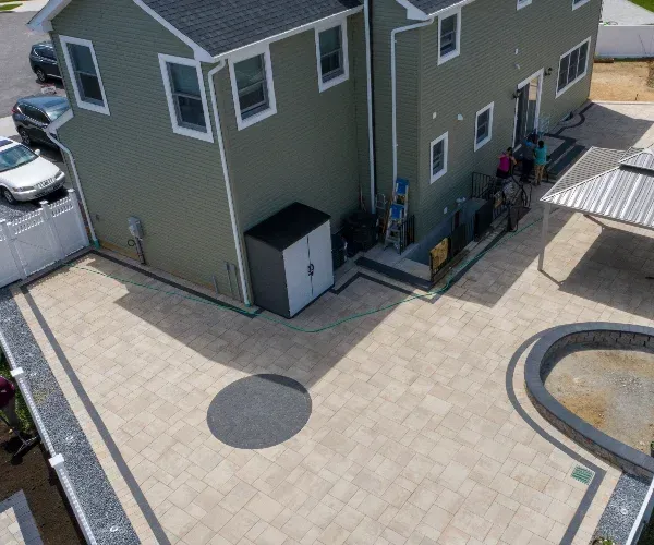 Experienced hardscape contractor in Garden City NY