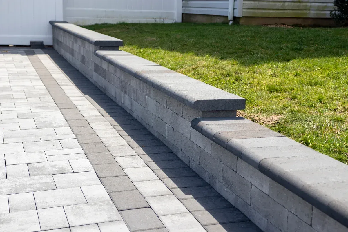 retaining wall installers in massapequa ny
