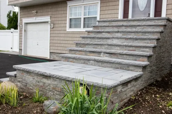 Professional stoop and step installation