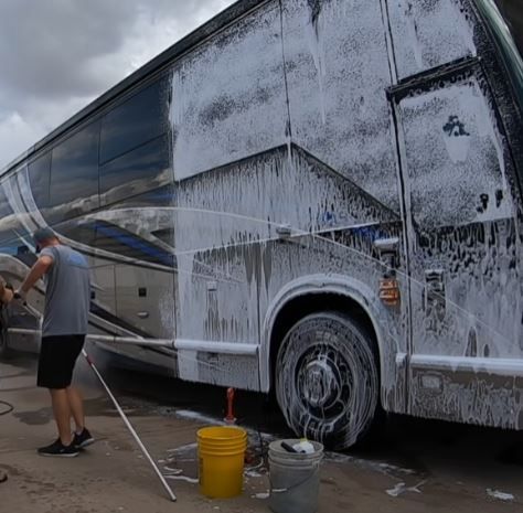 Recreational vehicle cleaning service