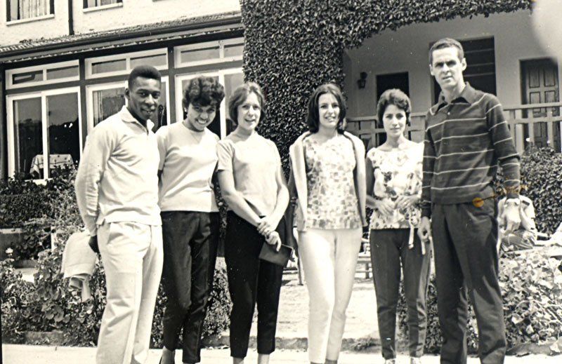 Foto antiga do Pelé e Gilmar