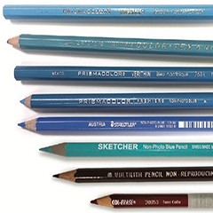 Different types of non-photo pencils.