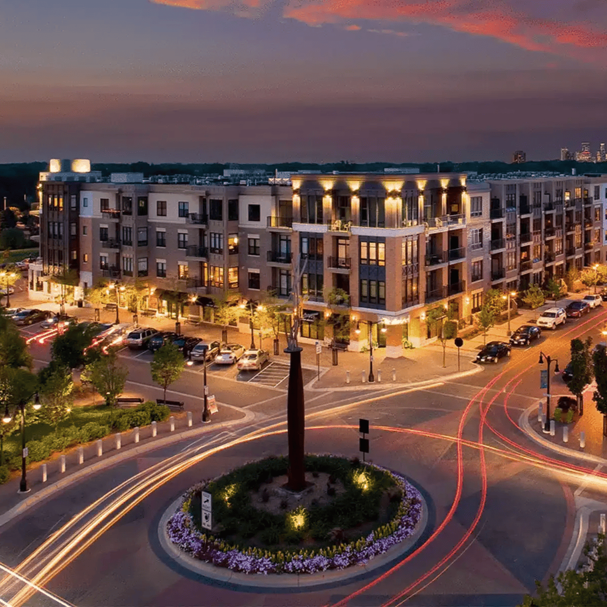 St. Louis residential roundabout at dusk