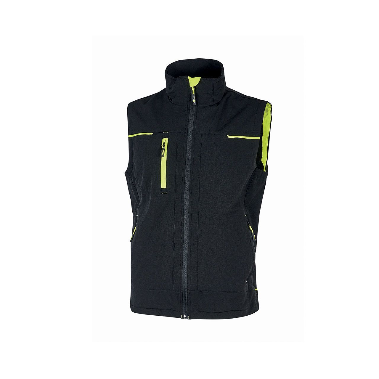 Un gilet nero con strisce gialle sulle maniche