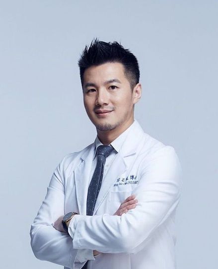 Dr. William Chao