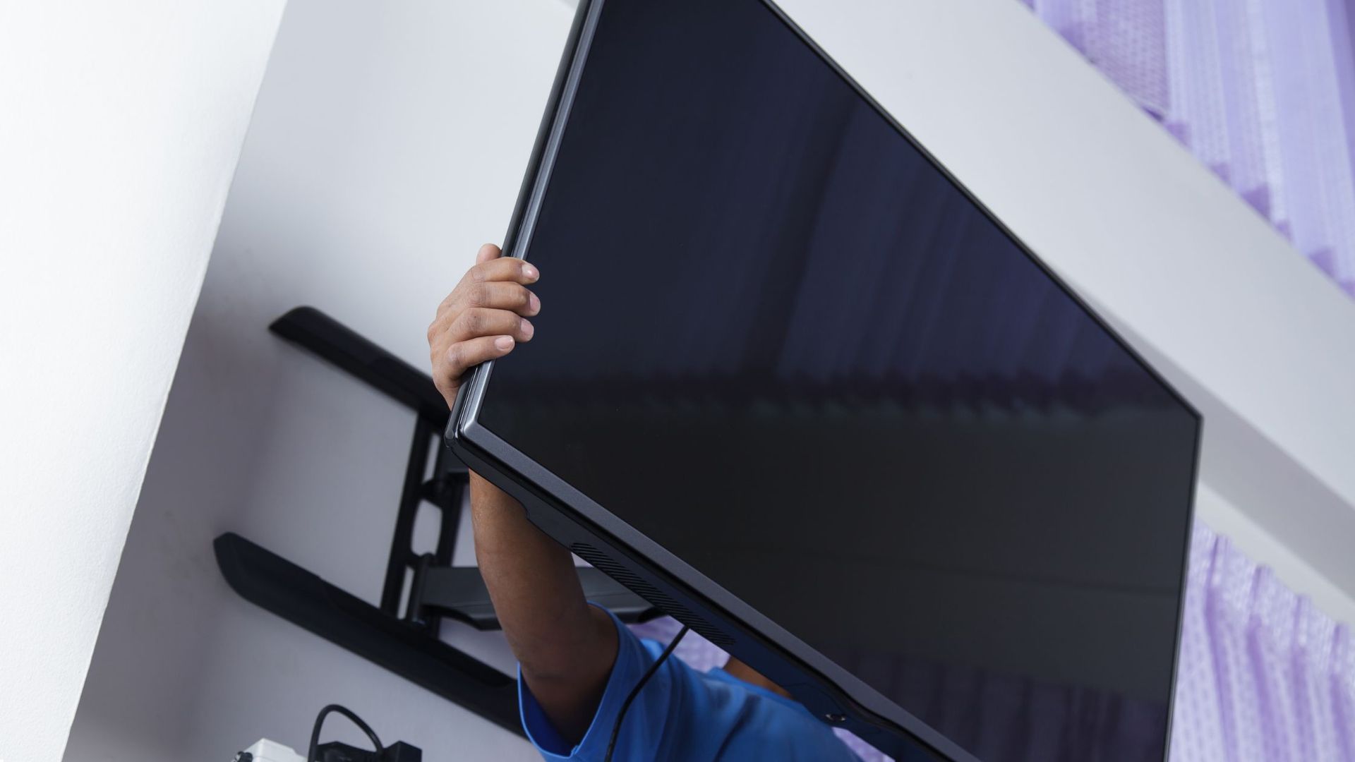 TV Installation in Olathe