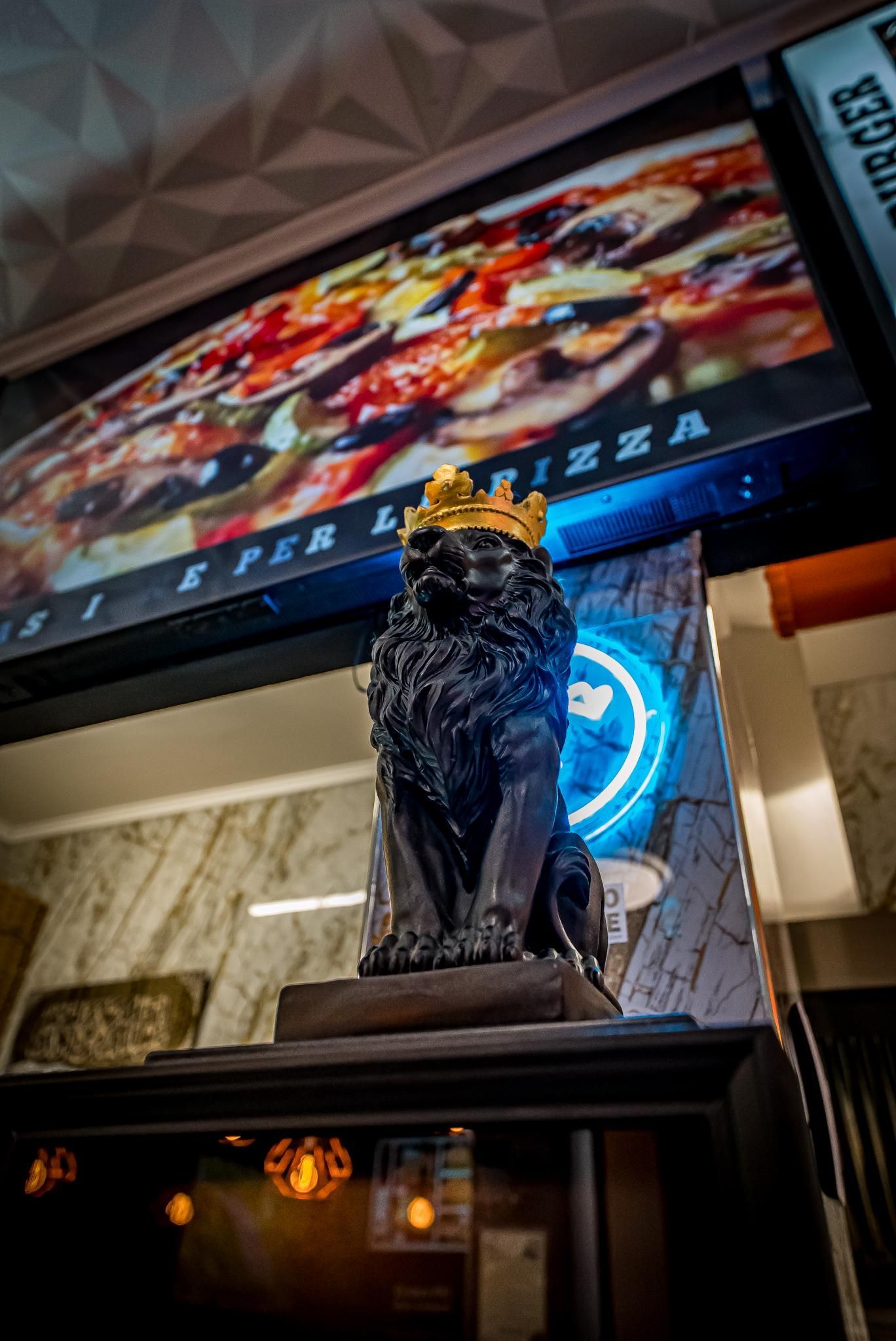 K2 Since 1983 KEBAB e PIZZA TACOS CHICKEN