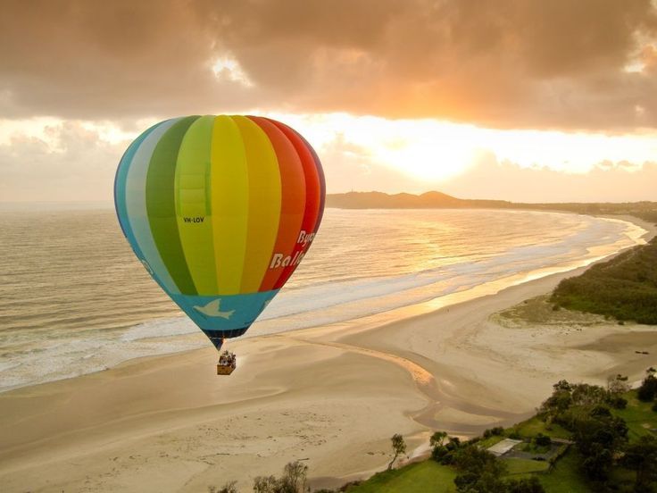 Hot air ballooning over Byron Bay's