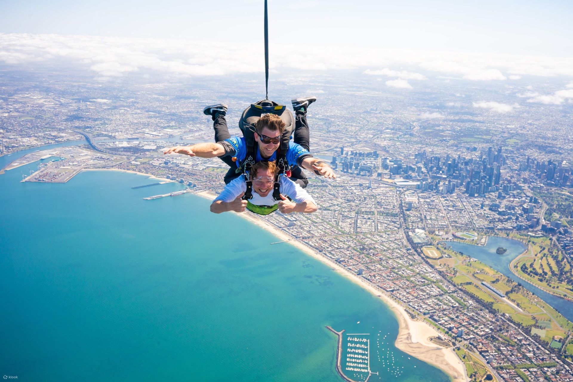 Skydiving in Melbourne