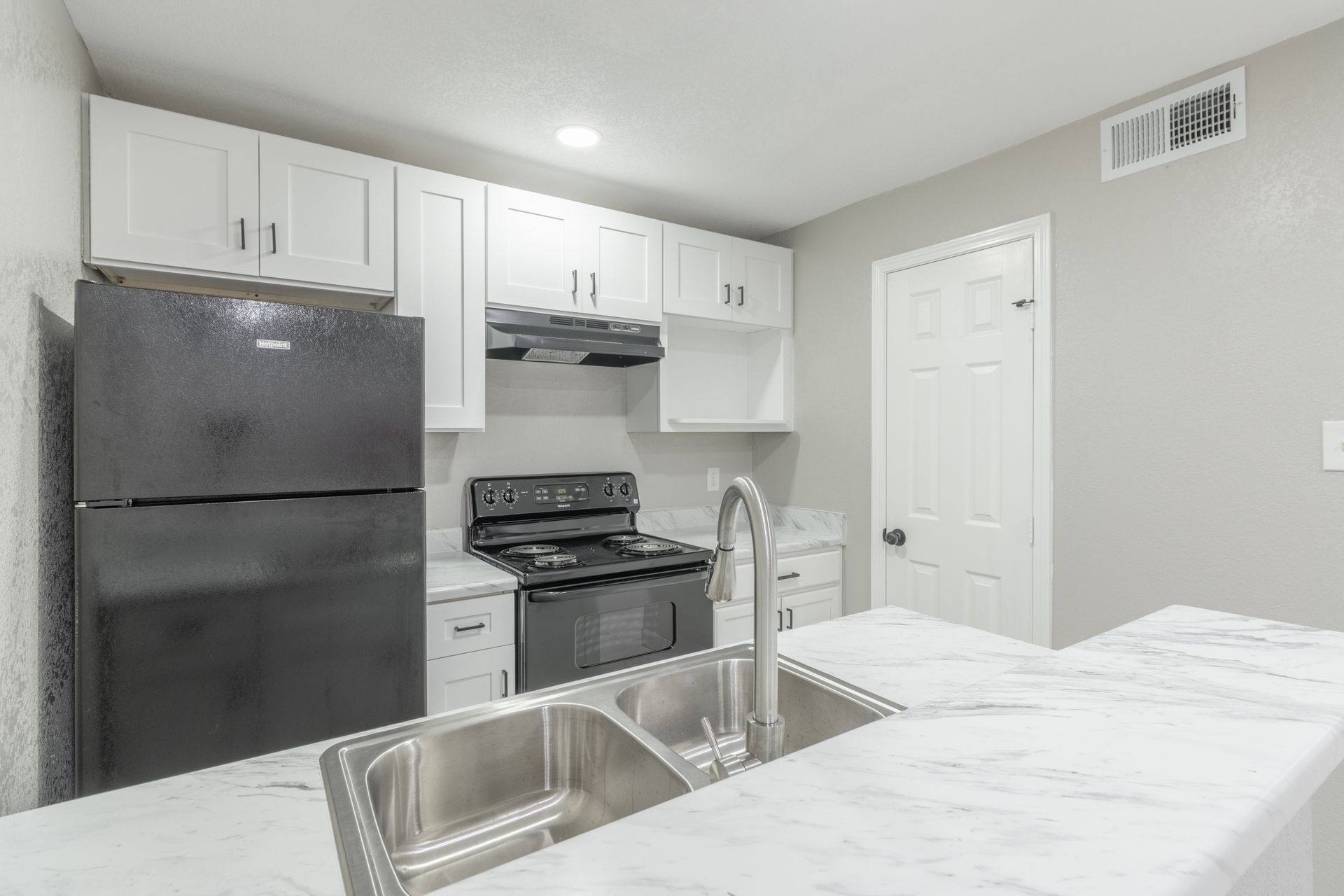 The Monaco Villas Apartments