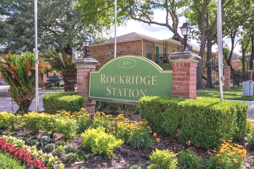 Rockridge Station Apartments