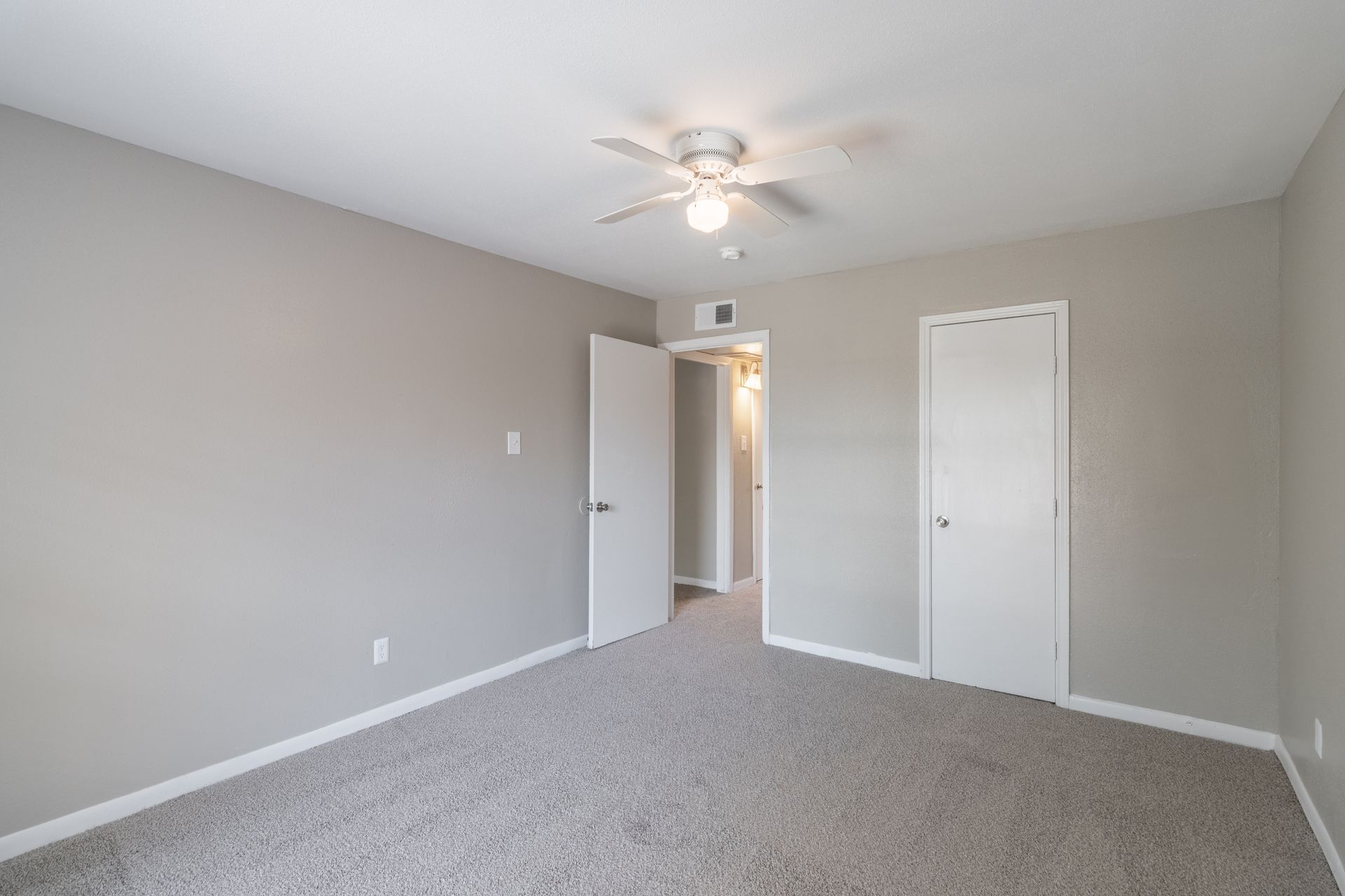 apartments near me