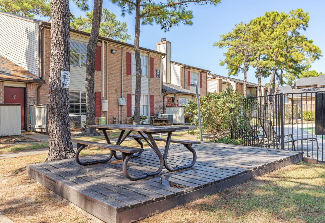 1 bedroom apartments