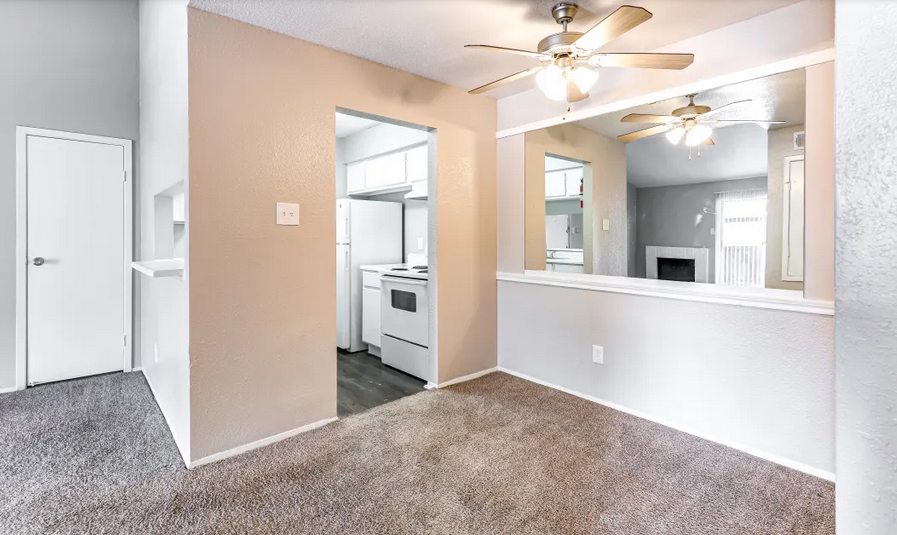 Kitchen / living room