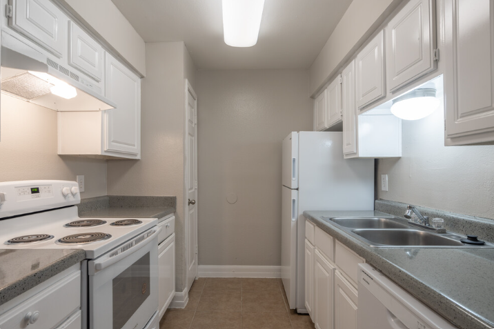 Serena Oaks Apartments