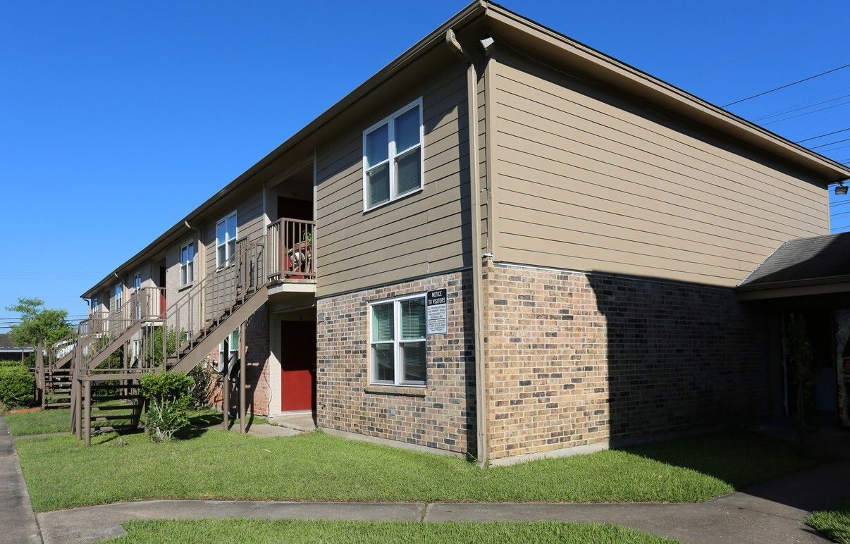 Orange Apartments
