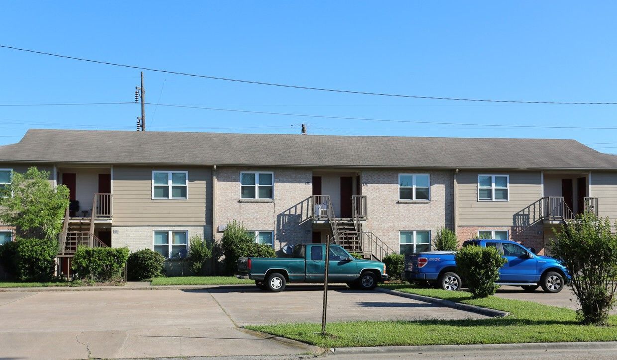 Orange Apartments