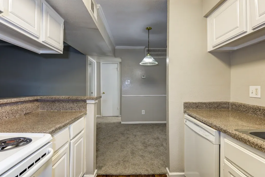 salado+at+cityview+apartments+kitchen