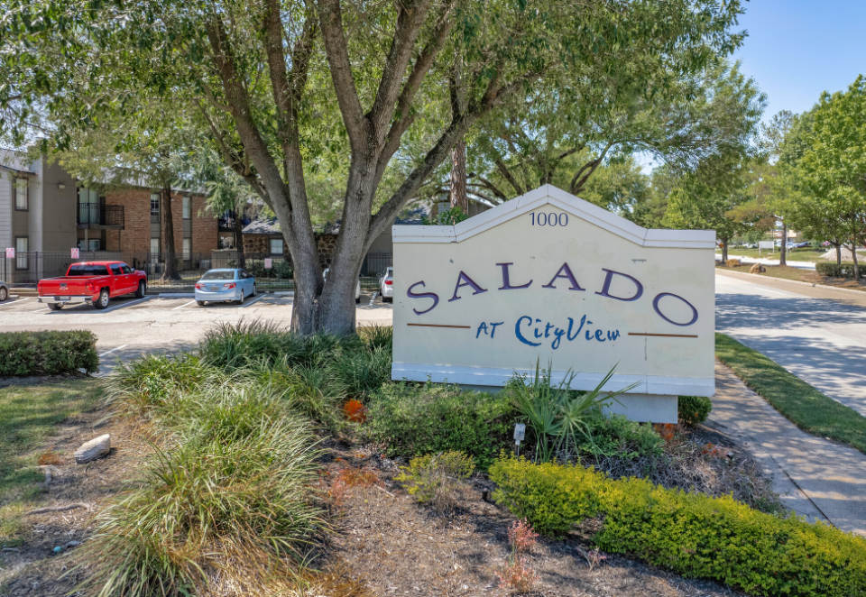 salado at cityview sign
