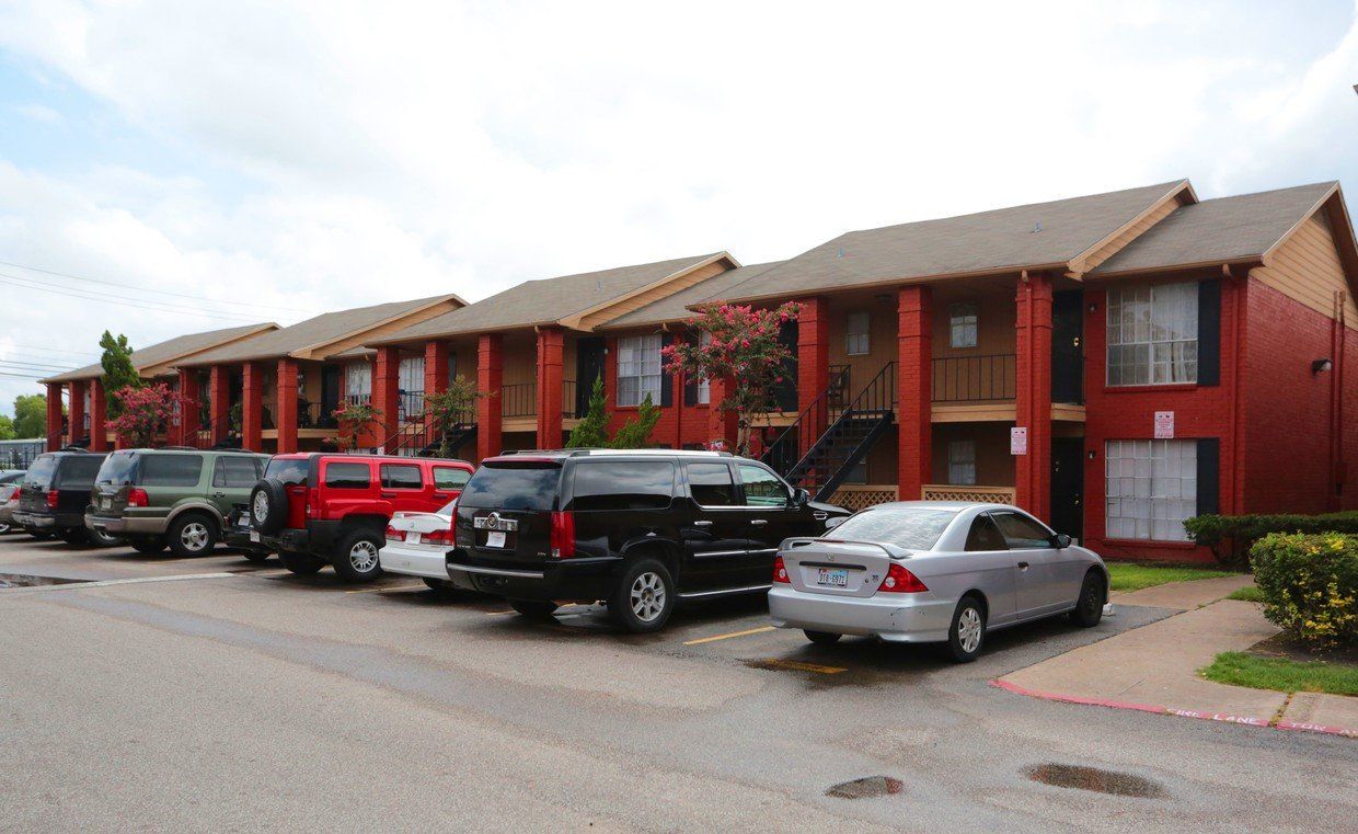 Stoneriver Apartments