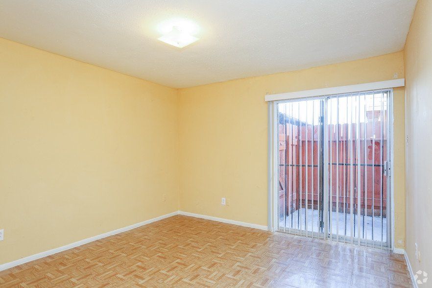  Gardens At Bissonnet