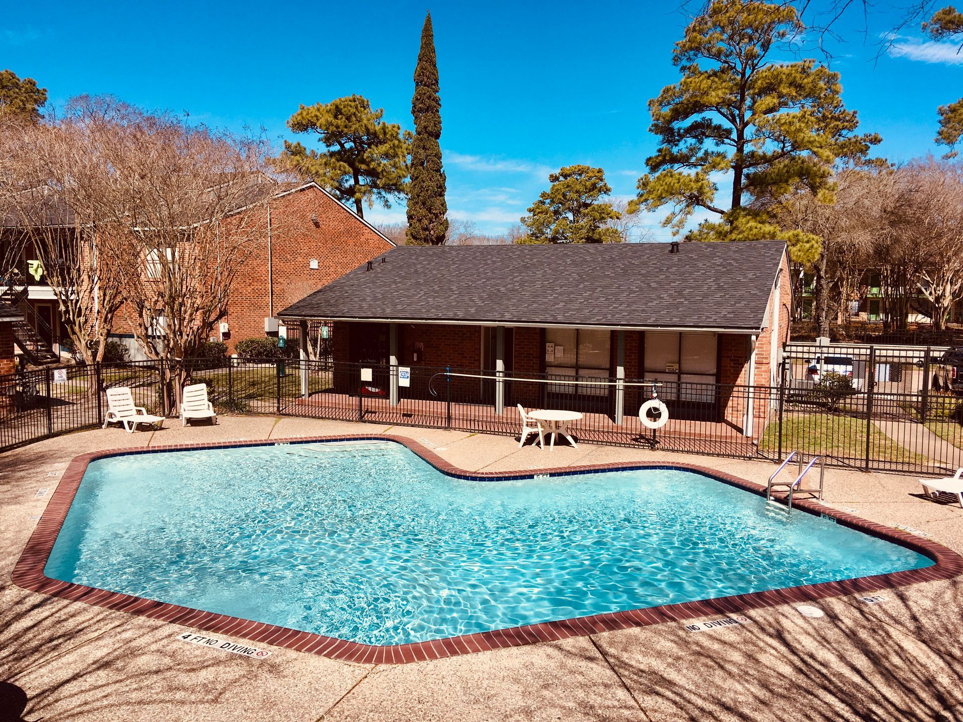 Serena Oaks Apartments
