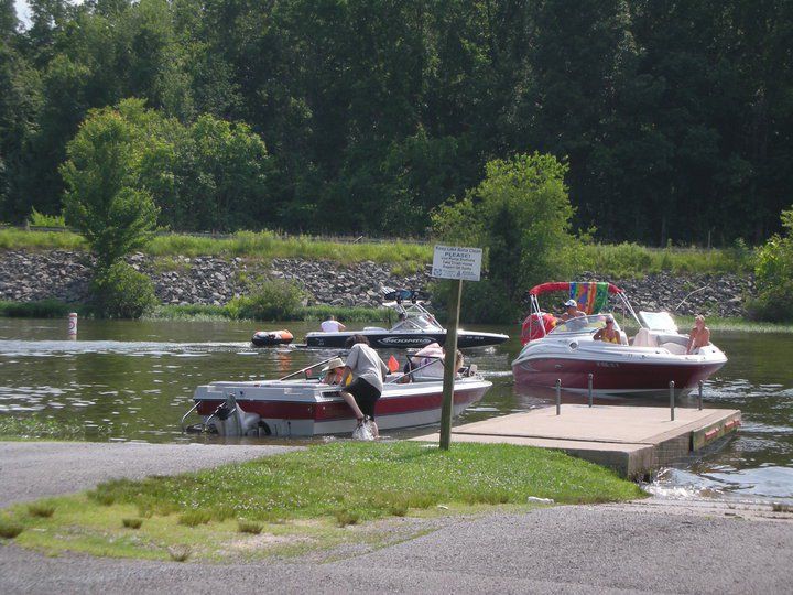 Christopher Run Campground Boat Dock