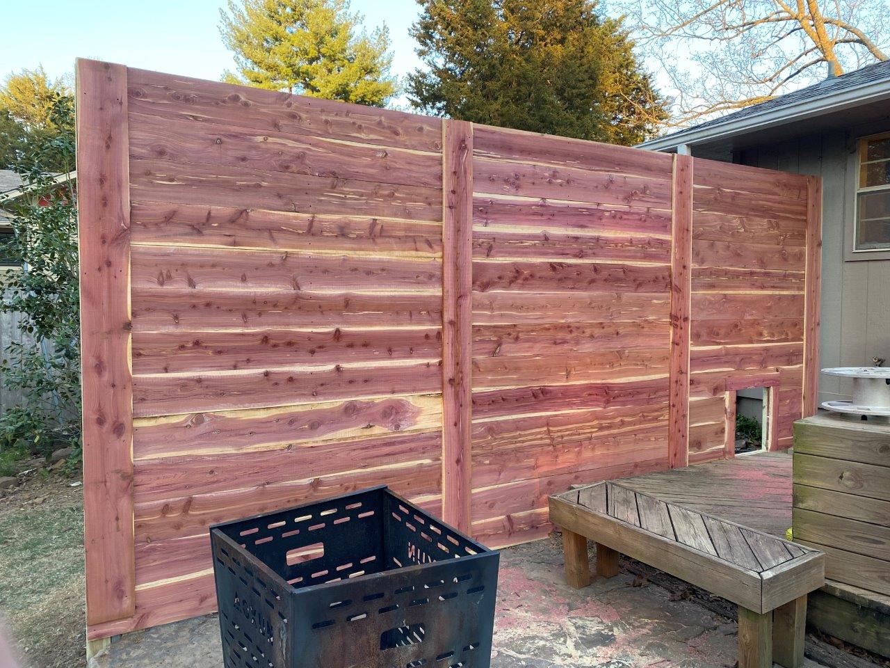 horizontal cedar fence