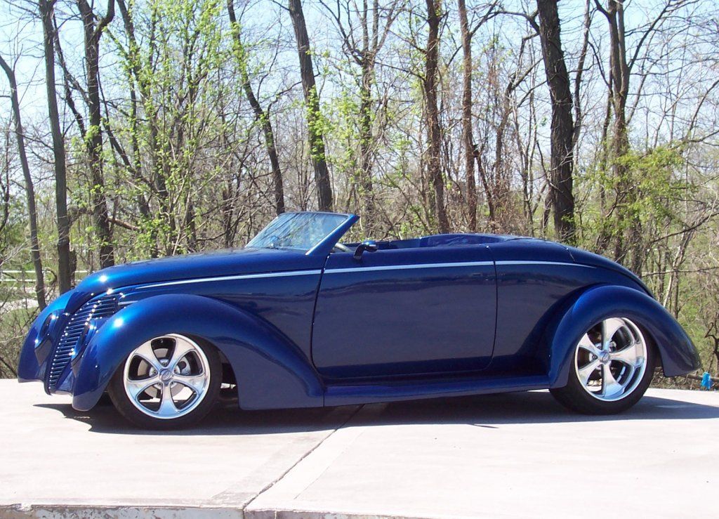 1939 Ford Roadster