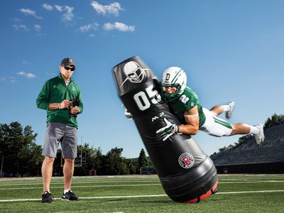 Virtual reality and robotic tackling dummies -- how Dartmouth is