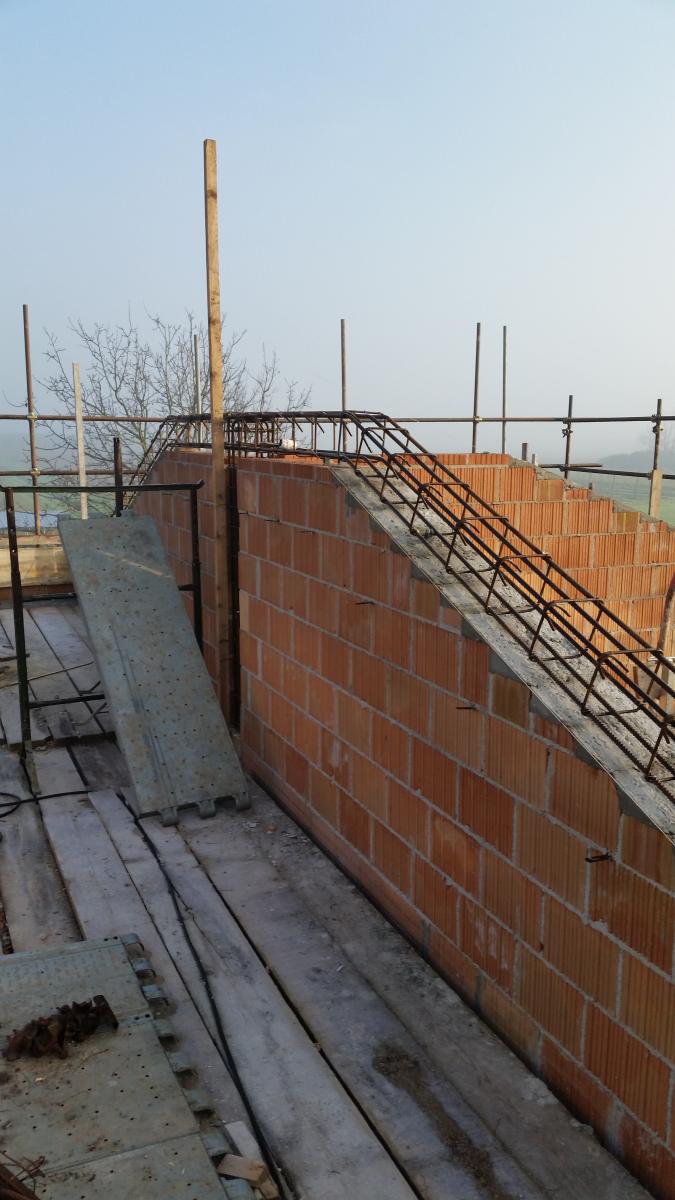 costruzione di una scala esterna in muratura