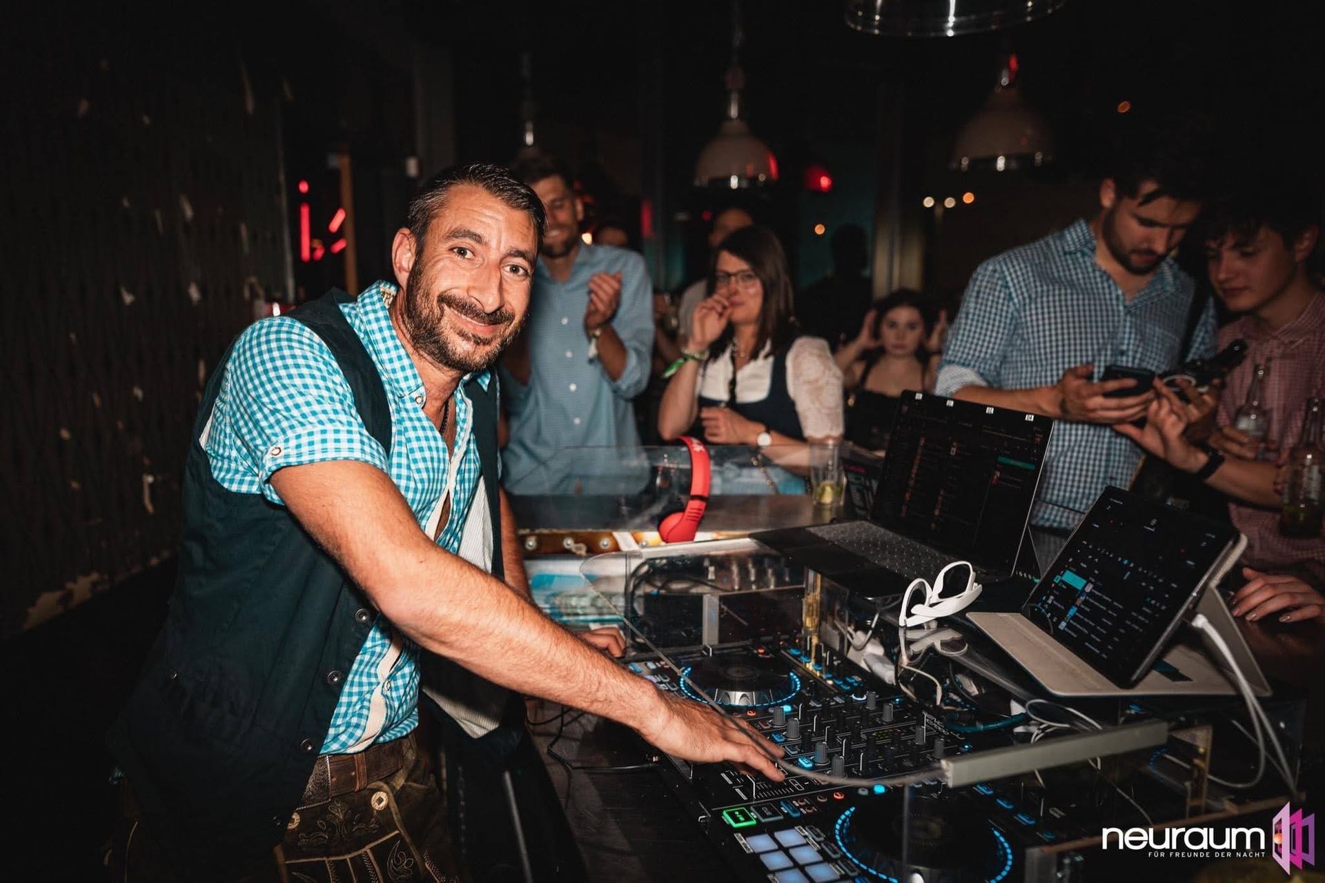 DJ SICANO in der Keksdose im Neuraum München