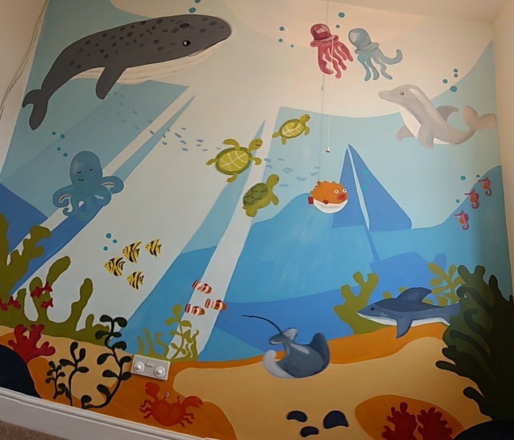 bespoke mural, underwater theme mural, mural artwork, decorator in bristol, lady decorator Bristol