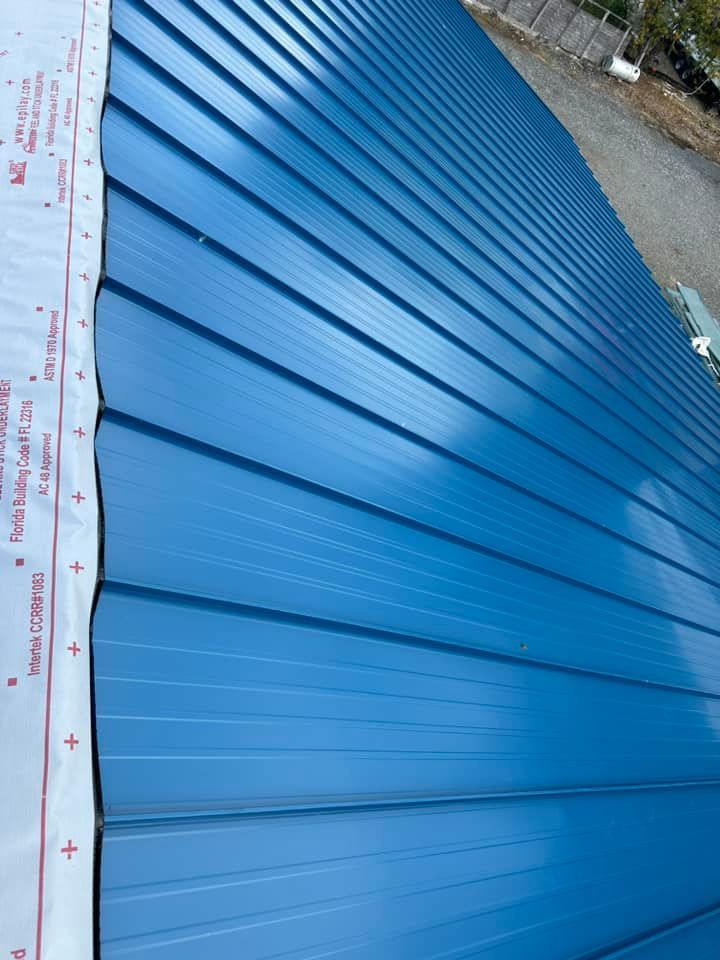 New metal roof construction