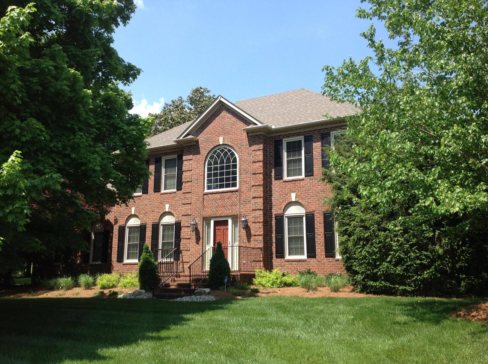 best roofers in town